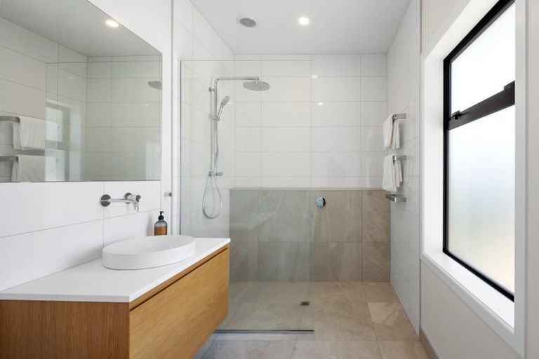 Photo of property in 63 Braid Road, St Andrews, Hamilton, 3200