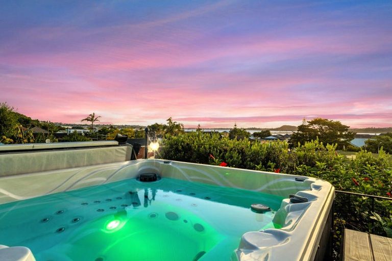 Photo of property in 3/64 Hattaway Avenue, Bucklands Beach, Auckland, 2012