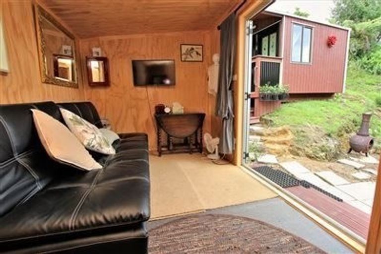 Photo of property in 402 Karaka Road, Thames, 3500