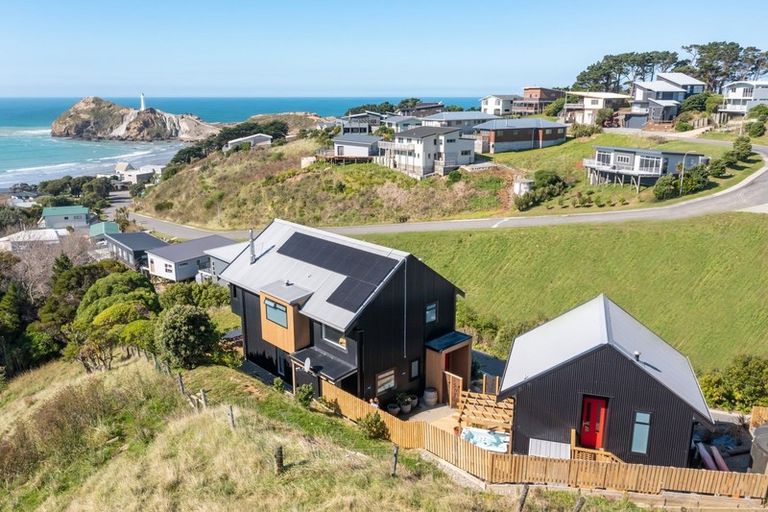 Photo of property in 40 Balfour Crescent, Castlepoint, Tinui, 5889