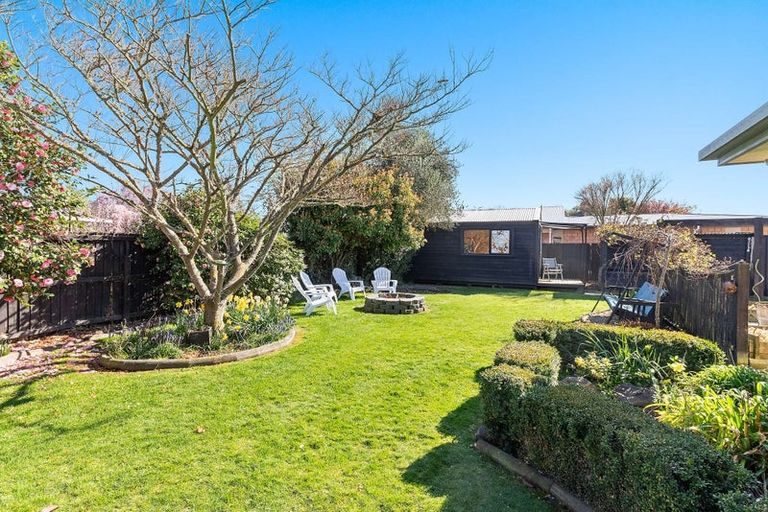 Photo of property in 238 Kingsbury Avenue, Rangiora, 7400