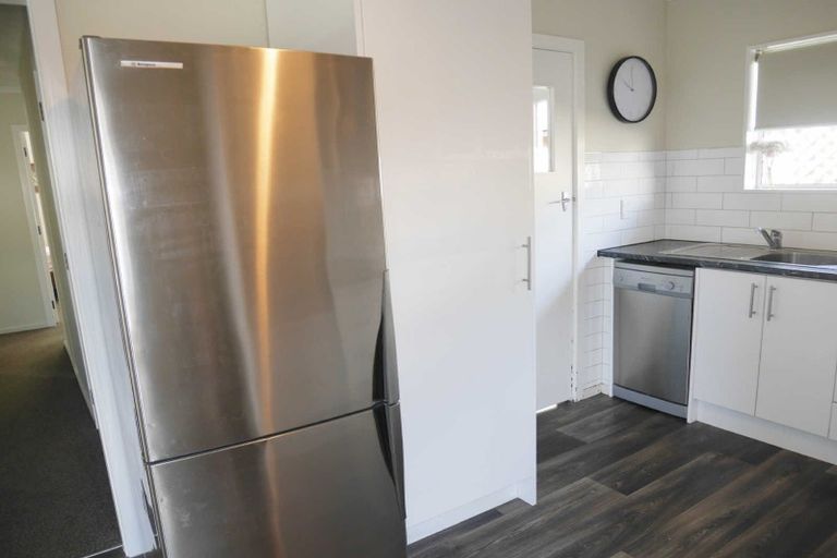 Photo of property in 2/296a Wairakei Road, Bryndwr, Christchurch, 8053