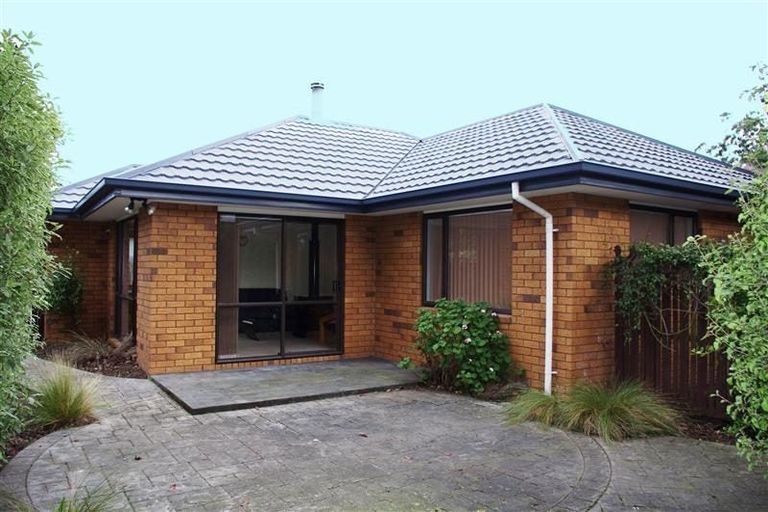 Photo of property in 290 Yaldhurst Road, Avonhead, Christchurch, 8042