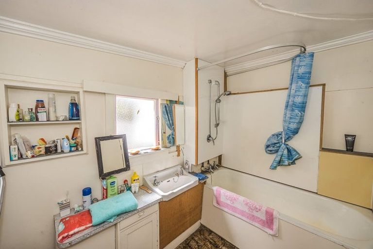 Photo of property in 103 Bledisloe Street, Kurow, 9435