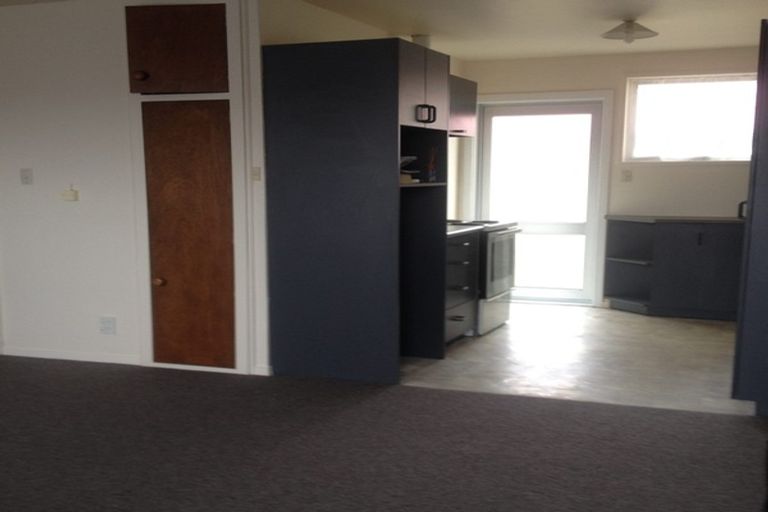 Photo of property in 2/18 Rutherford Street, Woolston, Christchurch, 8023