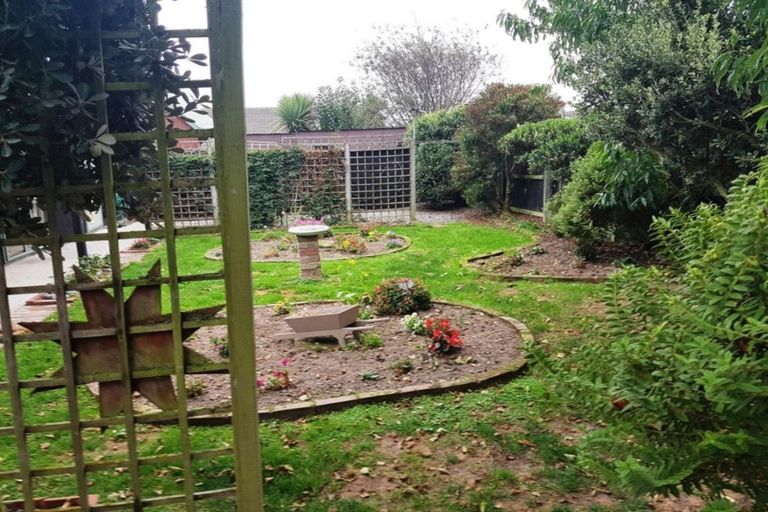 Photo of property in 55 Farnborough Street, Aranui, Christchurch, 8061