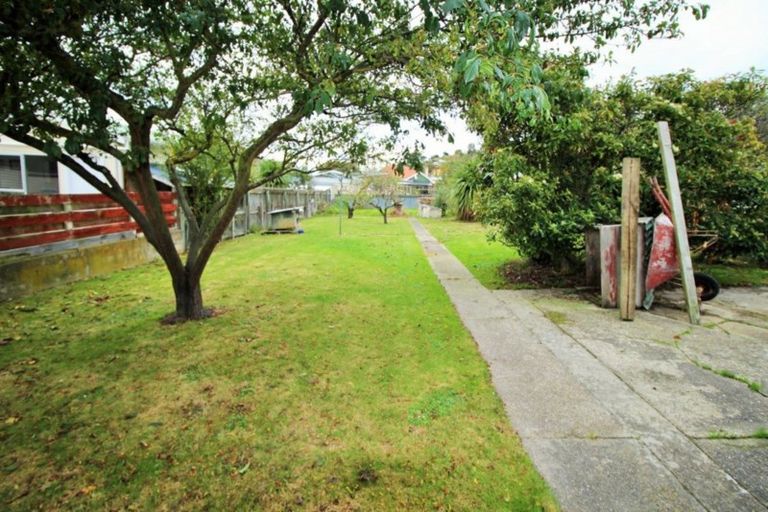 Photo of property in 37 Frome Street, Oamaru North, Oamaru, 9400