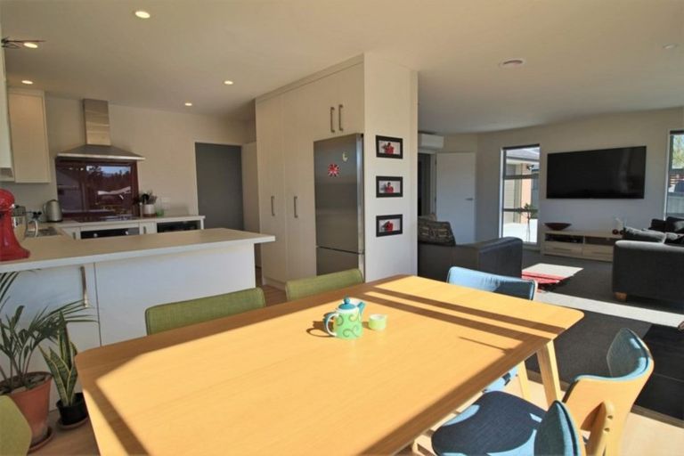 Photo of property in 3 Weaver Close, Alexandra, 9320