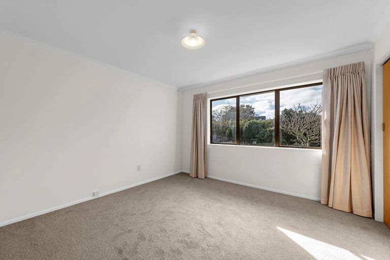 Photo of property in 123a Brooklands Road, Brooklands, New Plymouth, 4310
