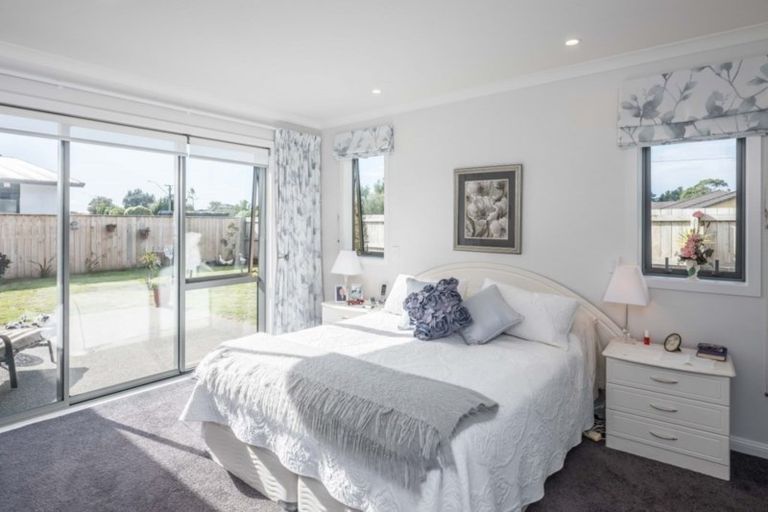 Photo of property in 12 Christow Court, Paraparaumu, 5032