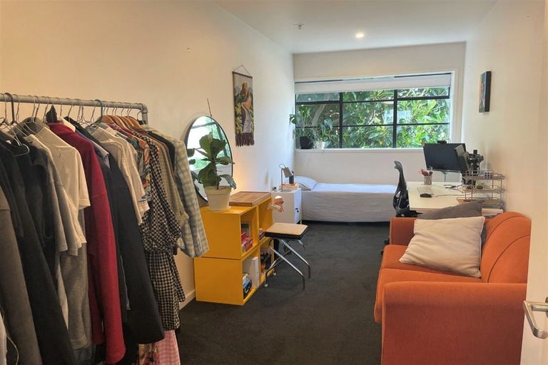 Photo of property in Quantum On Thorndon Quay, 5/163d Thorndon Quay, Pipitea, Wellington, 6011