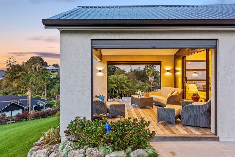 Photo of property in 19 Titoki Lane, Whangamata, 3691