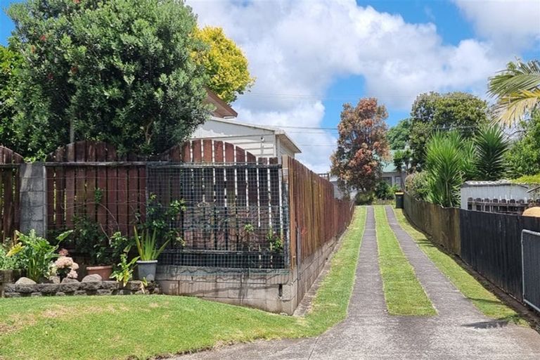 Photo of property in 21 Helvetia Road, Pukekohe, 2120