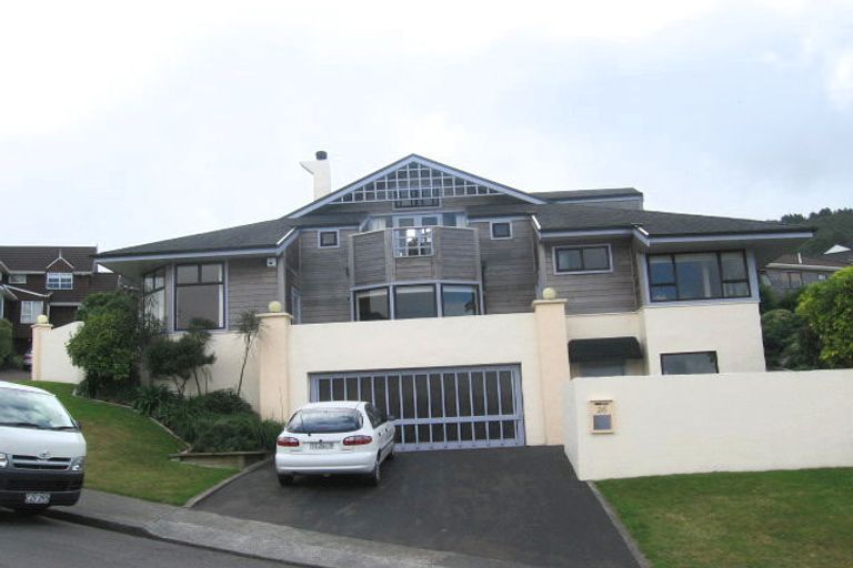 Photo of property in 26 Satara Crescent, Khandallah, Wellington, 6035