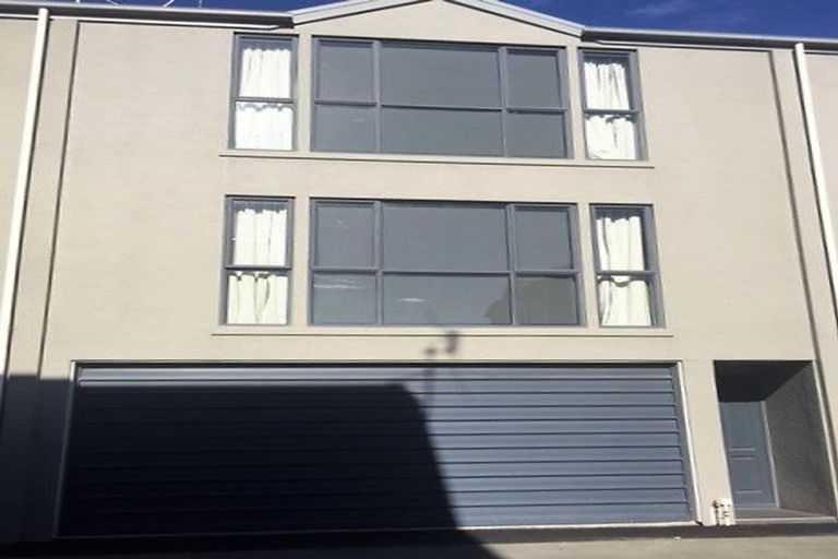 Photo of property in 6/245a Bealey Avenue, Christchurch Central, Christchurch, 8013