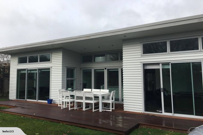 Photo of property in 33a Waimea Street, Westown, New Plymouth, 4310