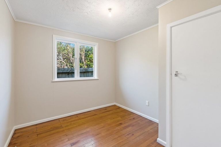 Photo of property in 30 Anaru Street, Raumati Beach, Paraparaumu, 5032