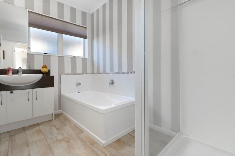 Photo of property in 28b Pyes Pa Road, Pyes Pa, Tauranga, 3112