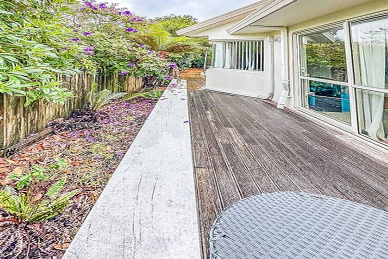 Photo of property in 67 Balmain Road, Birkenhead, Auckland, 0626