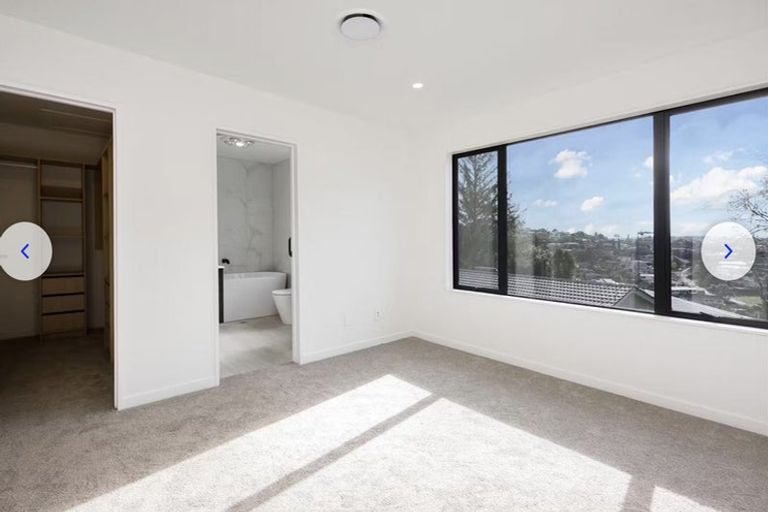 Photo of property in 30a Coronation Road, Hillcrest, Auckland, 0627