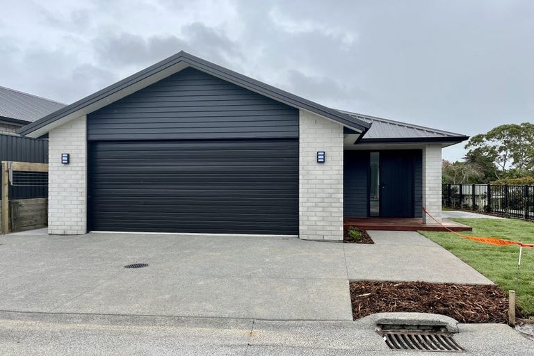 Photo of property in 69 Heartwood Avenue, Omokoroa, 3114