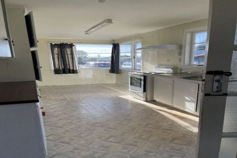 Photo of property in 49 Whitley Crescent, Otara, Auckland, 2023