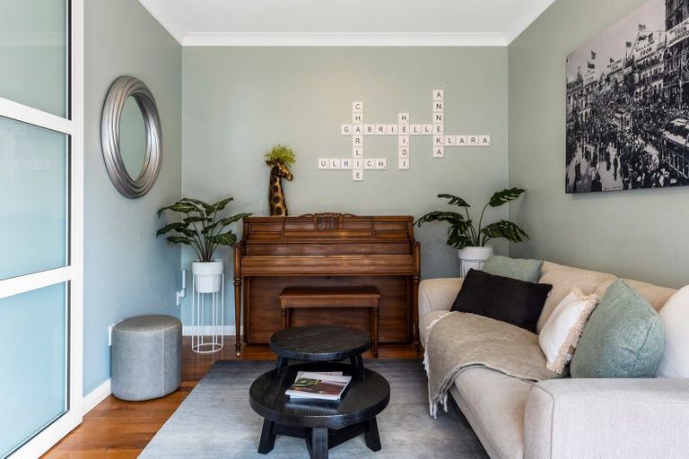 Photo of property in 41 Humariri Street, Point Chevalier, Auckland, 1022