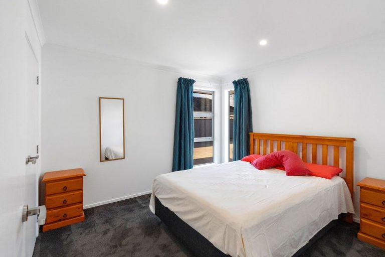 Photo of property in 95 Bartholomew Road, Levin, 5510