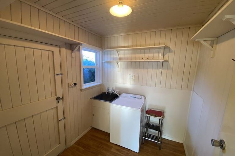 Photo of property in 30 Christian Street, Bryndwr, Christchurch, 8053