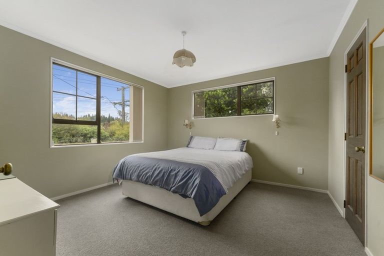 Photo of property in 168 Waikawa Road, Picton, 7220