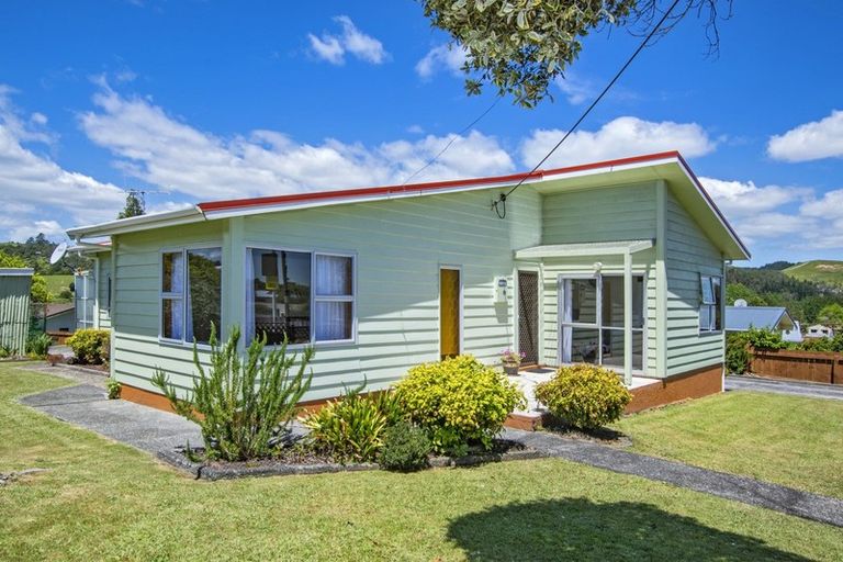 Photo of property in 44 King Street, Hikurangi, 0114