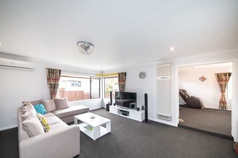 Photo of property in 7 Ruapehu Drive, Fitzherbert, Palmerston North, 4410