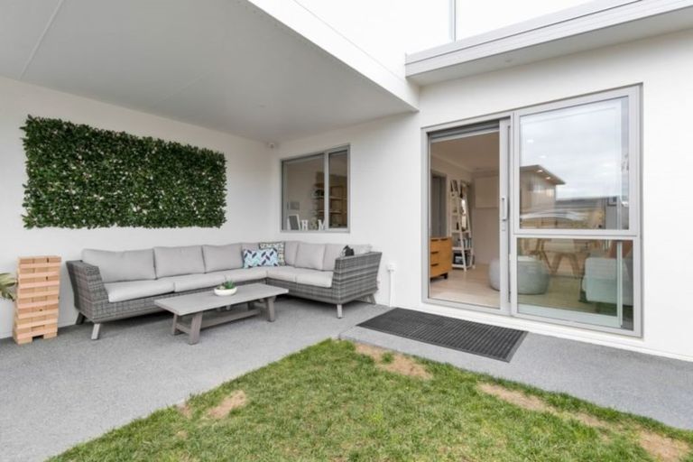 Photo of property in 2/2 Mahana Place, Raglan, 3225