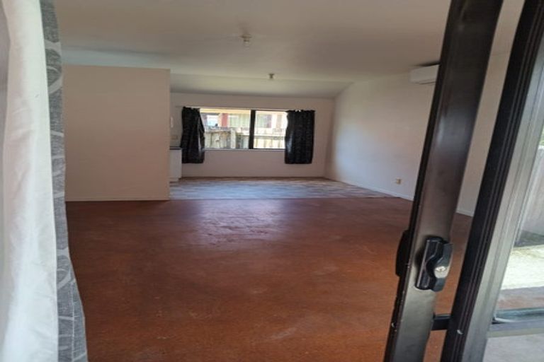 Photo of property in 137 Russell Road, Manurewa, Auckland, 2102