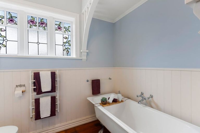 Photo of property in 33 Churchill Road, Cockle Bay, Auckland, 2014