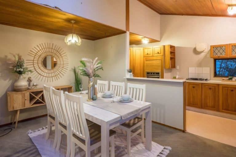 Photo of property in 3a Newport Terrace, Seatoun, Wellington, 6022