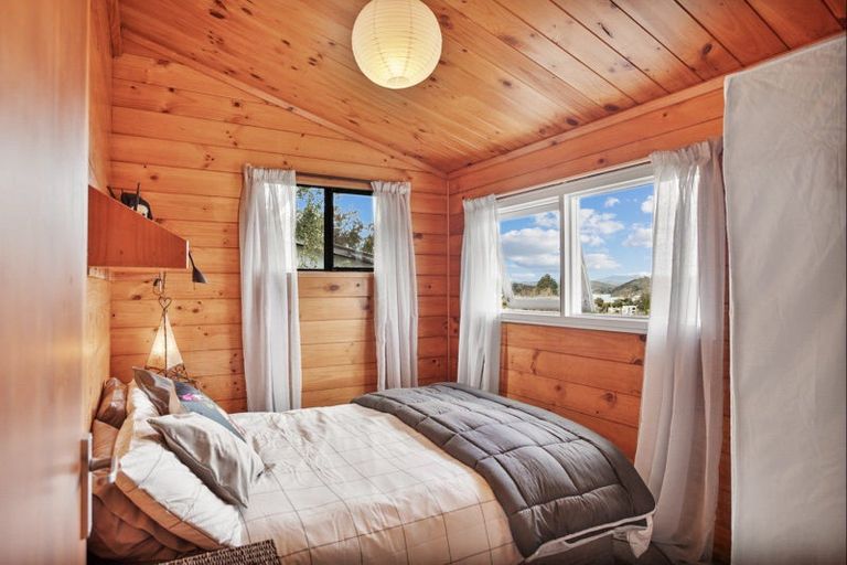 Photo of property in 11 Okiato Road, Okiato, Russell, 0272