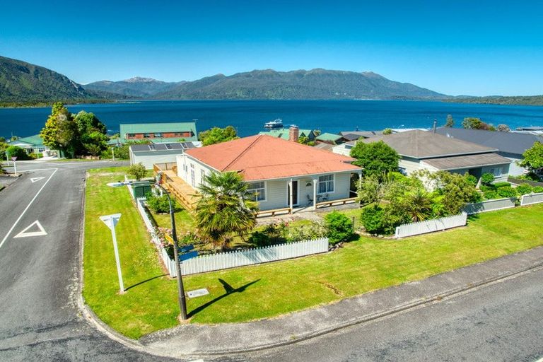 Photo of property in 55 Ahau Street, Moana, 7872