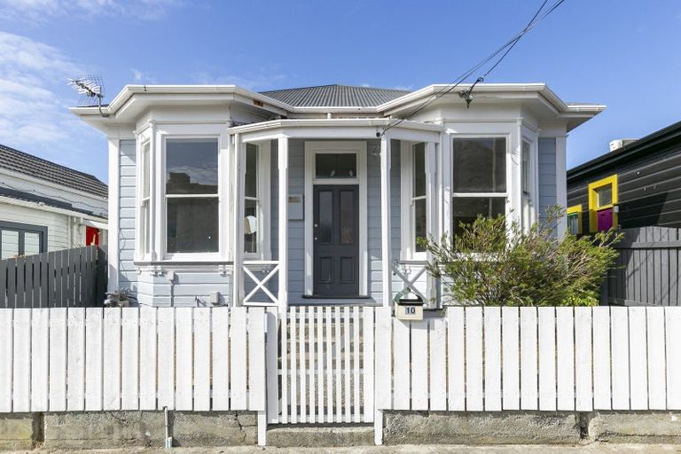 Photo of property in 10 Emmett Street, Newtown, Wellington, 6021