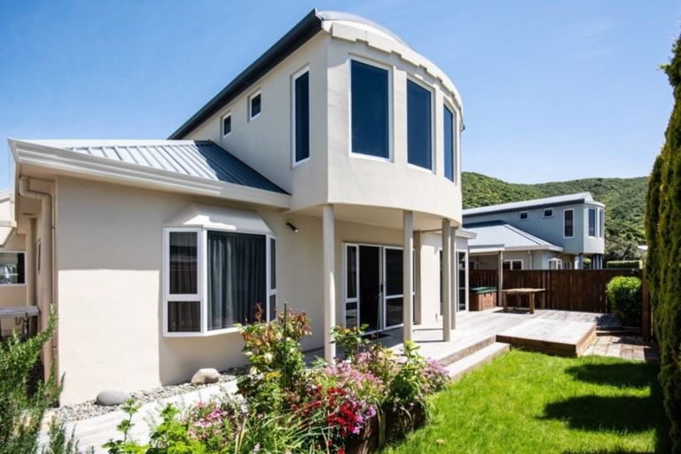 Photo of property in 27a Beach Road, Waikawa, Picton, 7220