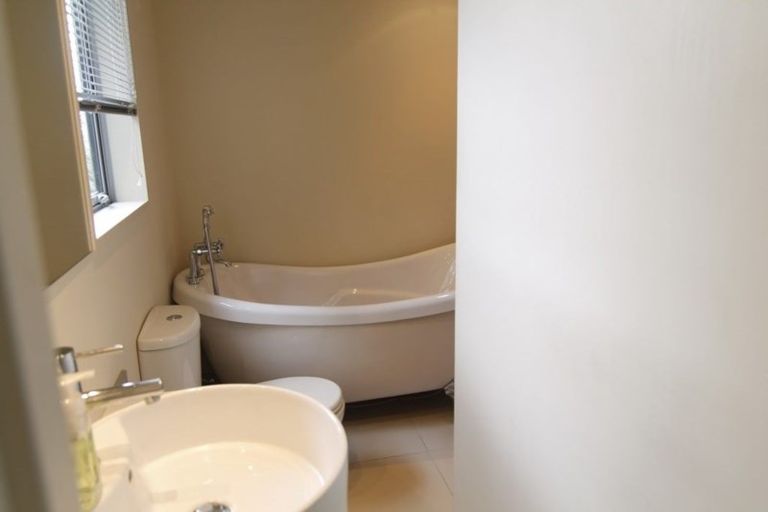 Photo of property in 4 Pembridge Lane, Westmorland, Christchurch, 8025