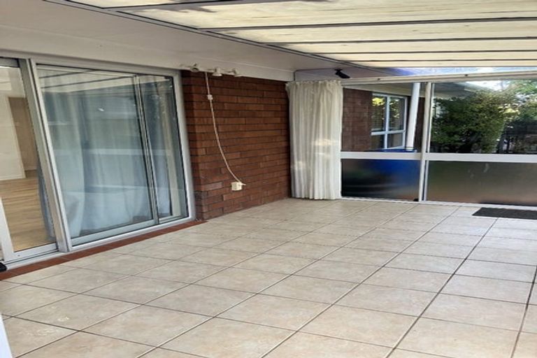 Photo of property in 2/29 Danbury Drive, Torbay, Auckland, 0630