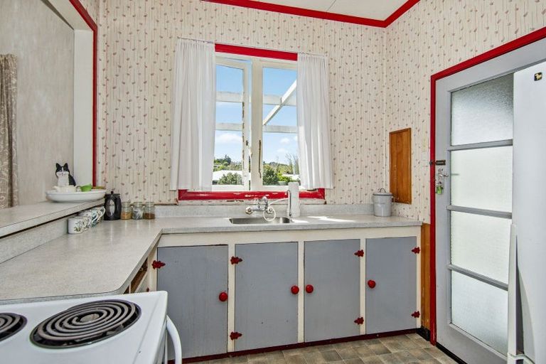 Photo of property in 34 Cairnfield Road, Kensington, Whangarei, 0112