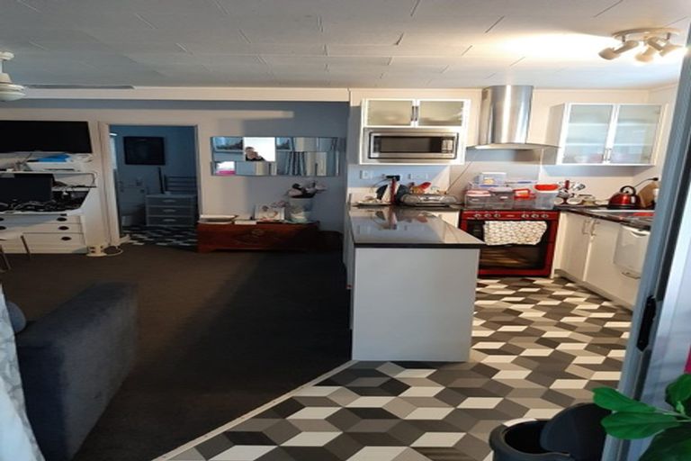 Photo of property in 5 Neptune Place, Waimairi Beach, Christchurch, 8083