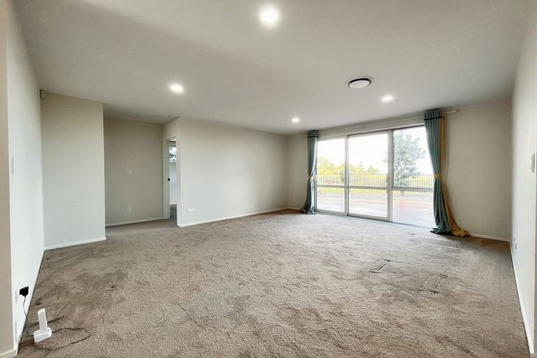 Photo of property in 6 Brickworks Bay Road, Hobsonville, Auckland, 0618