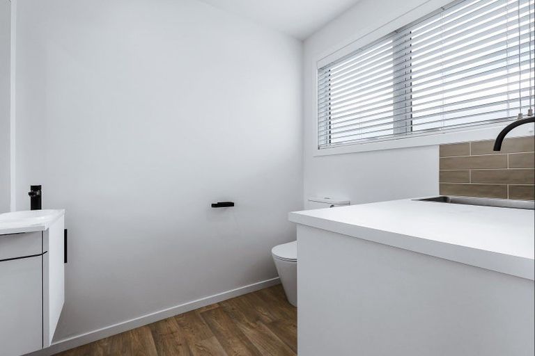 Photo of property in 38 Puriri Street, Hilltop, Taupo, 3330