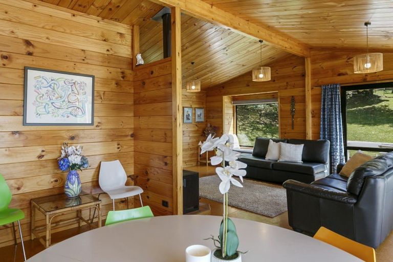 Photo of property in 13 Kamahi Terrace, Omori, Turangi, 3381