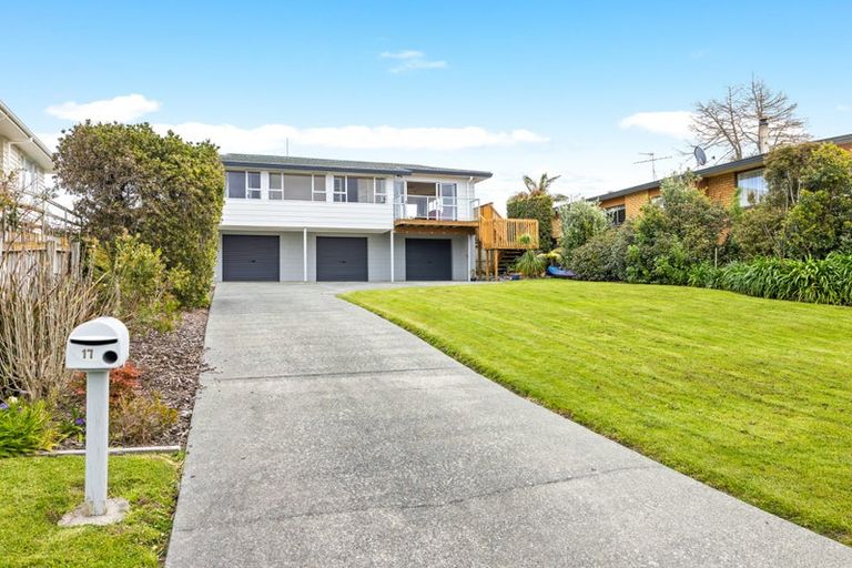 Photo of property in 17 Kawau View Road, Snells Beach, 0920