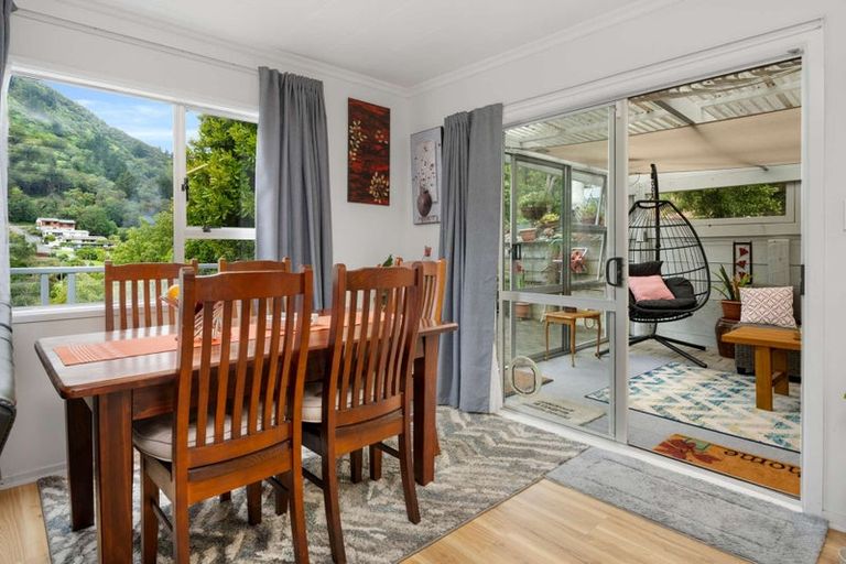 Photo of property in 45 Dorset Street, Picton, 7220