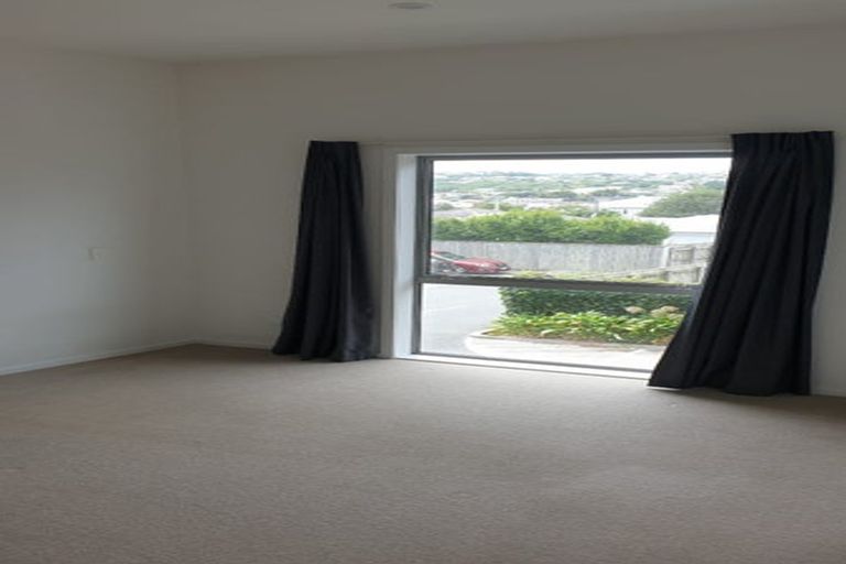 Photo of property in 10/32 Dr Taylor Terrace, Johnsonville, Wellington, 6037